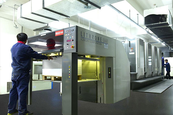 为什么不同批次印刷的包装盒颜色有色差?