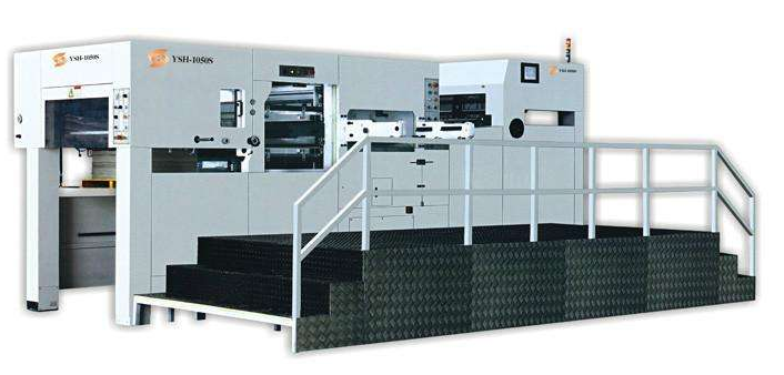 全自动模切机.png 全自动模切机.png