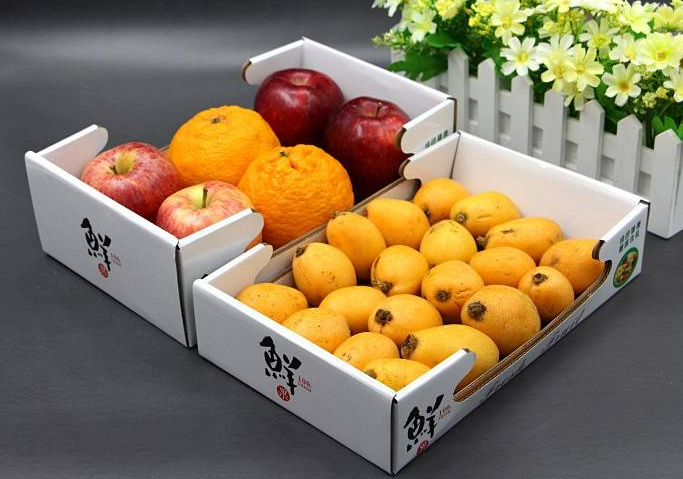 开了透明天窗的水果包装盒.png 开了透明天窗的水果包装盒.png