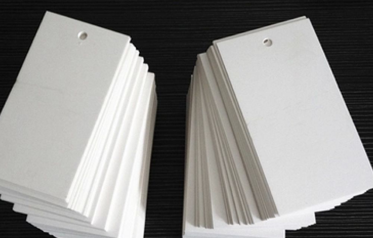 服装吊牌.png 服装吊牌.png