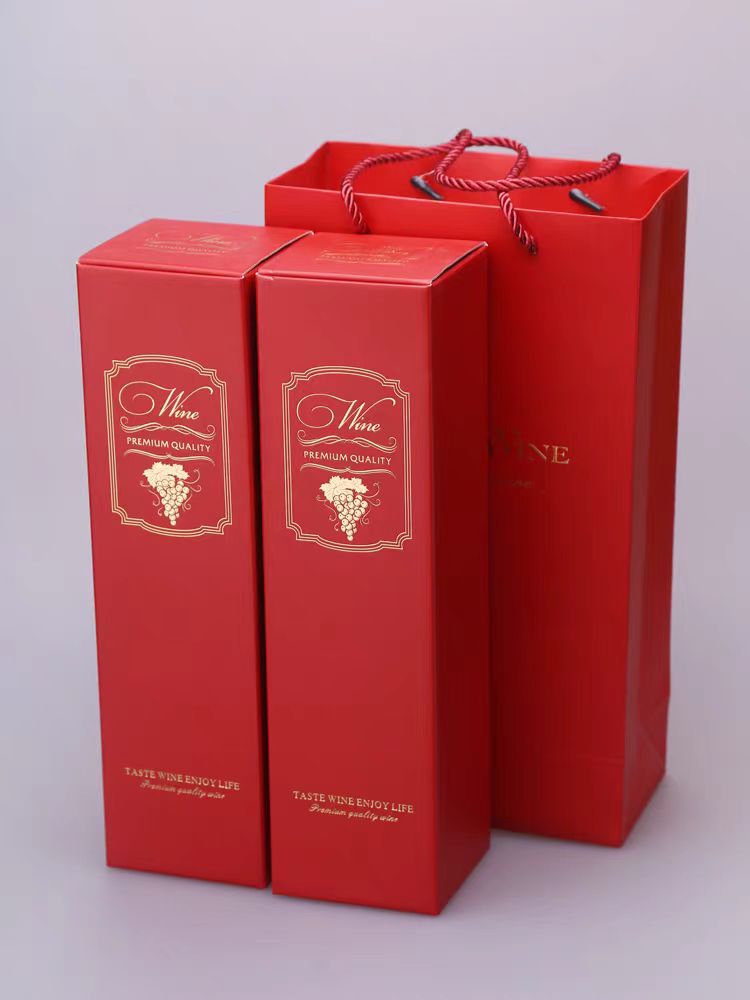 广州酒盒包装厂:定制红酒包装盒!展现专业与高贵风范(一) 广州酒盒包装厂:定制红酒包装盒!展现专业与高贵风范(一)