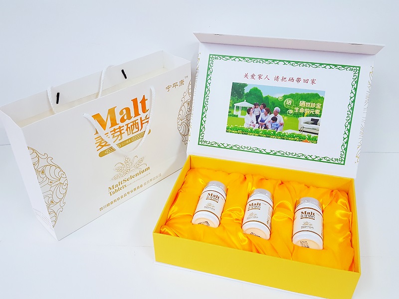 广州茶叶包装厂-礼盒内托植绒和不植绒的比较(三) 广州茶叶包装厂-礼盒内托植绒和不植绒的比较(三)